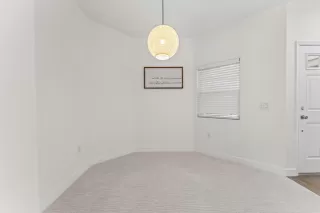 Photo #3: 225033037 Listing 