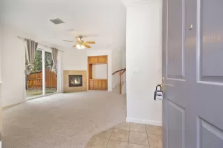 Photo #3: 225033272 Listing