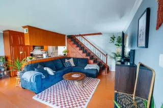 Photo #2: 225033372 Listing