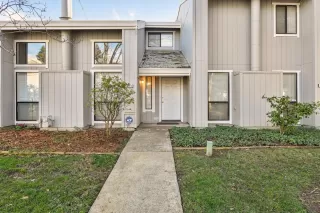 Photo #2: 225033851 Listing 