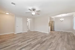 Photo #1: 225033987 Listing 