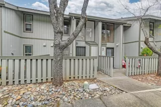 Photo #5: 225034116 Listing