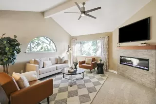 Photo #5: 225034544 Listing