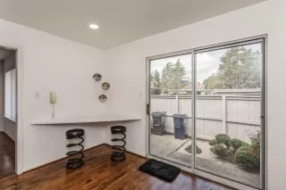 Photo #4: 225035514 Listing