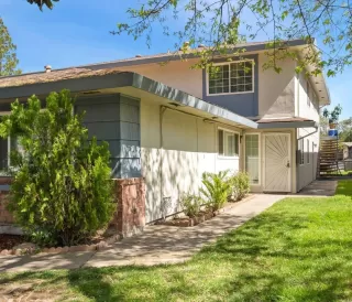 Photo #2: 225035665 Listing