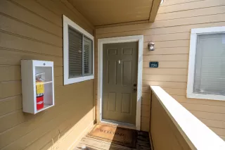 Photo #2: 225036069 Listing 