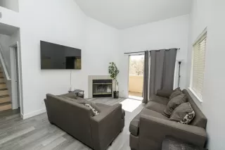 Photo #4: 225036069 Listing 