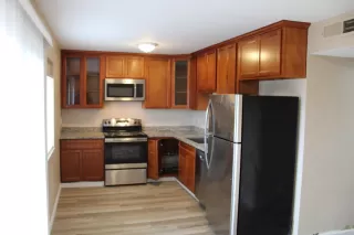 Photo #5: 225036266 Listing