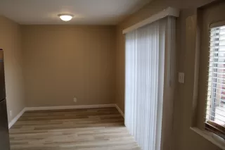 Photo #6: 225036266 Listing