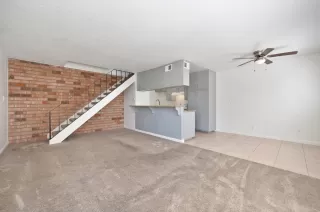 Photo #1: 225037254 Listing