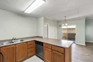 Photo #3: 225037278 Listing 