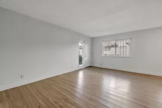 Photo #6: 225038740 Listing