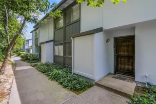 Photo #4: 225038808 Listing 