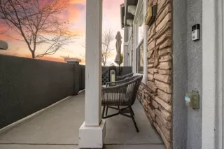 Photo #2: 225038972 Listing 