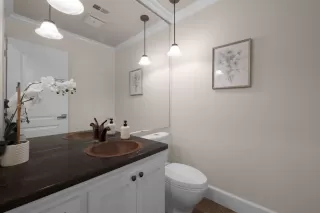 Photo #4: 225039854 Listing 