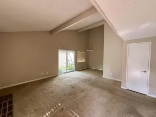 Photo #2: 225039940 Listing