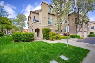 RIVA ON THE RIVER Condos for Sale Browse active condo listings in RIVA ON THE RIVER