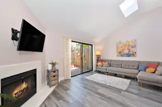 Photo #2: 225040143 Listing