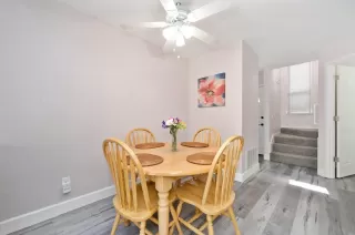 Photo #5: 225040143 Listing