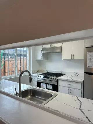 Photo #4: 225040523 Listing