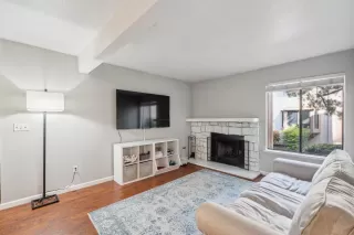 Photo #4: 225040529 Listing