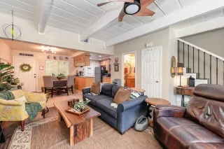 Photo #3: 225041385 Listing