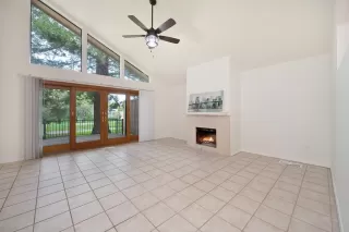 Photo #3: 225042003 Listing