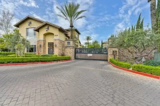 Photo #1: 225042895 Listing 