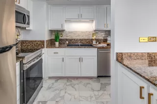 Photo #3: 225043366 Listing