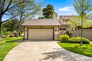 Photo #2: 225043503 Listing