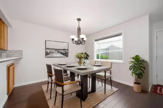 Photo #2: 225043542 Listing