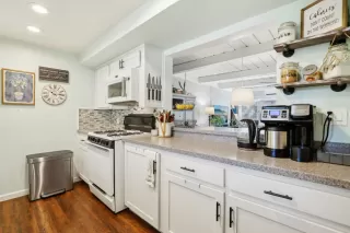 Photo #6: 225043545 Listing 