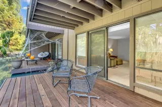 Photo #5: 225044697 Listing