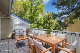 Photo #6: 225044804 Listing