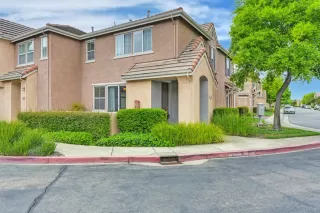 Photo #3: 225045944 Listing