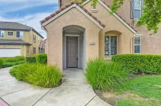 Photo #4: 225045944 Listing