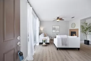 Photo #5: 225045944 Listing