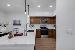 Photo #1: 225046381 Listing