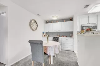 Photo #3: 225046484 Listing