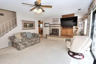 Photo #4: 225046639 Listing 