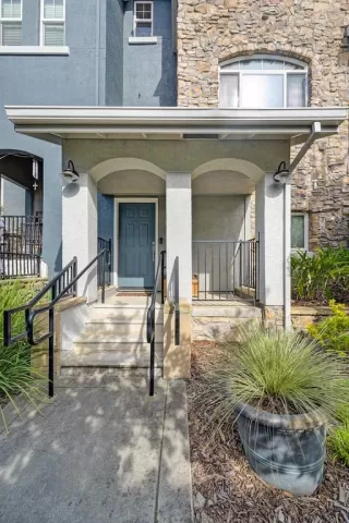 Photo #5: 225046903 Listing