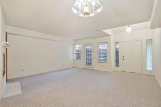 Photo #5: 225046978 Listing 