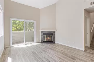 Photo #6: 225047499 Listing