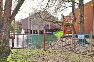 Photo #4: 225047763 Listing 