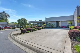 Photo #2: 225048218 Listing 