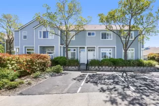 Photo #1: 225048652 Listing