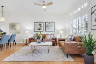 Photo #6: 225048652 Listing