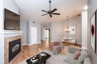 Photo #6: 225048798 Listing