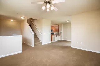 Photo #3: 225049169 Listing 