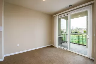 Photo #5: 225049169 Listing 